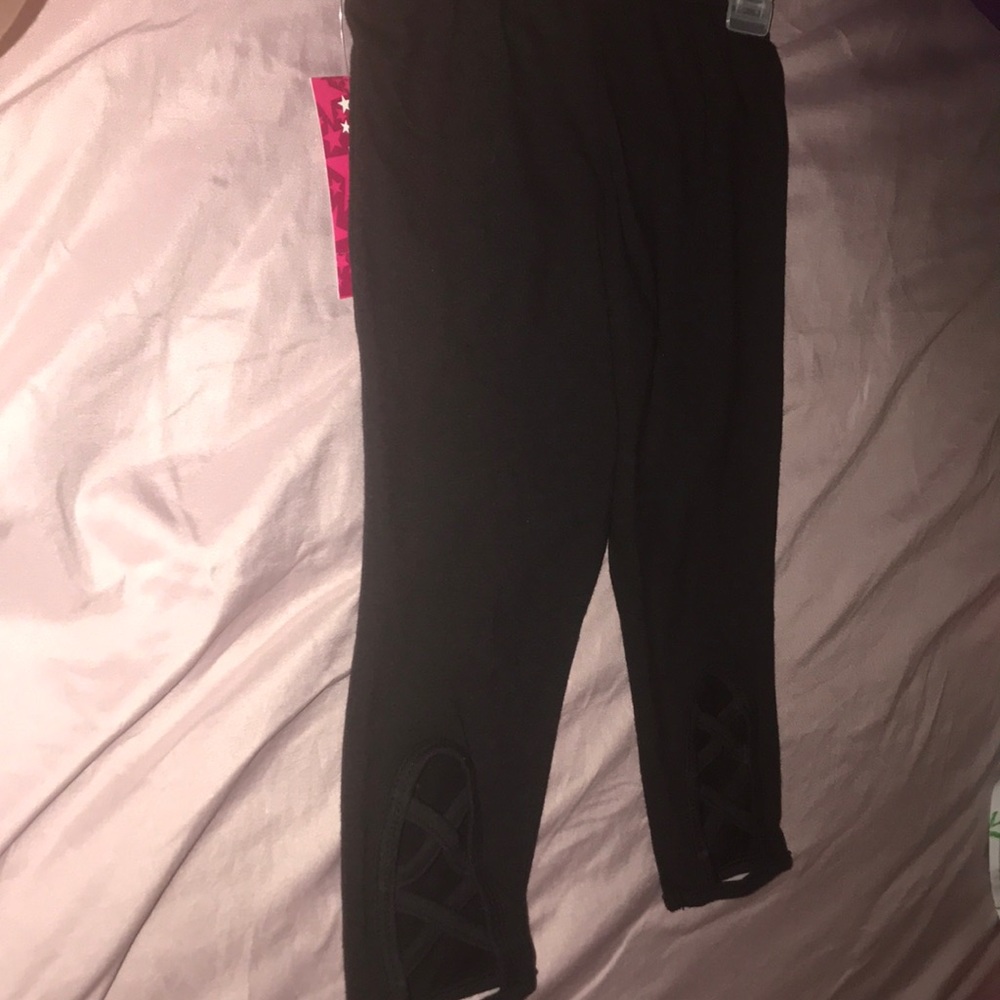 Black leggings